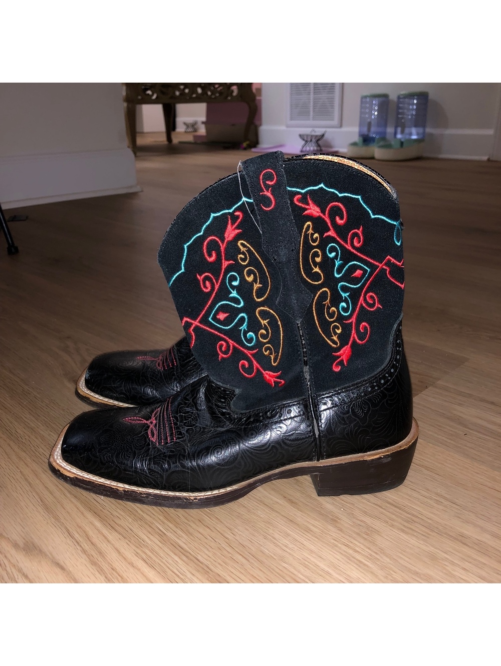 ARIAT FATBABY WESTERN COWBOY BOOTS BLACK RED BLUE EMBROIDERED LEATHER WOMENS 7.5